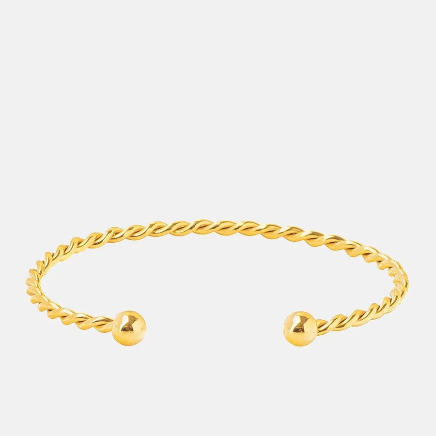 Form 03 — Twist Cuff