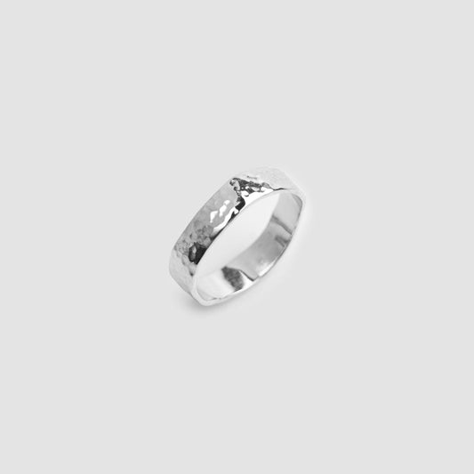 Strata Ring 01 — Hammered